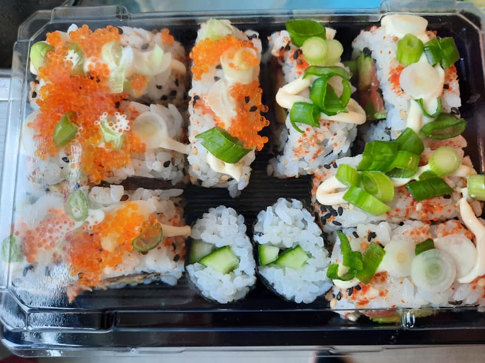 eten hapjes pasteitjes sushi dordrecht
